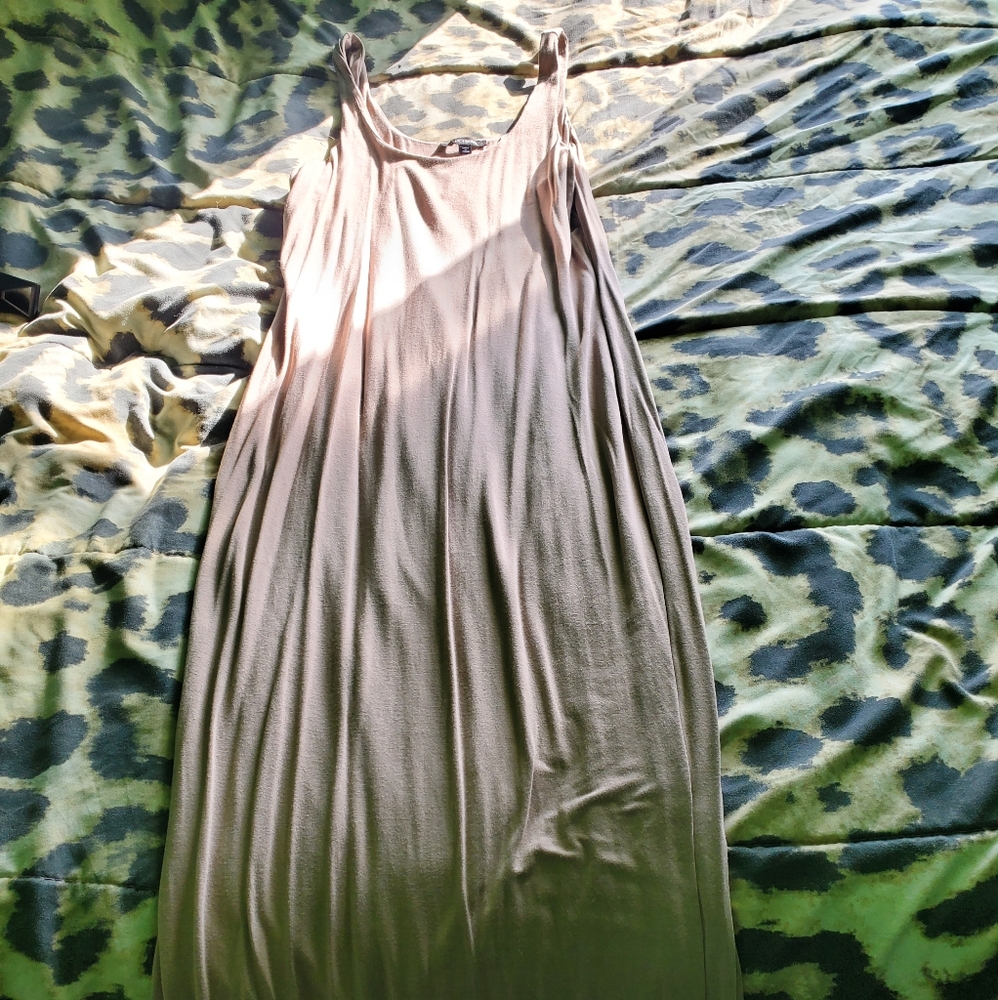 Tan long dress 😘